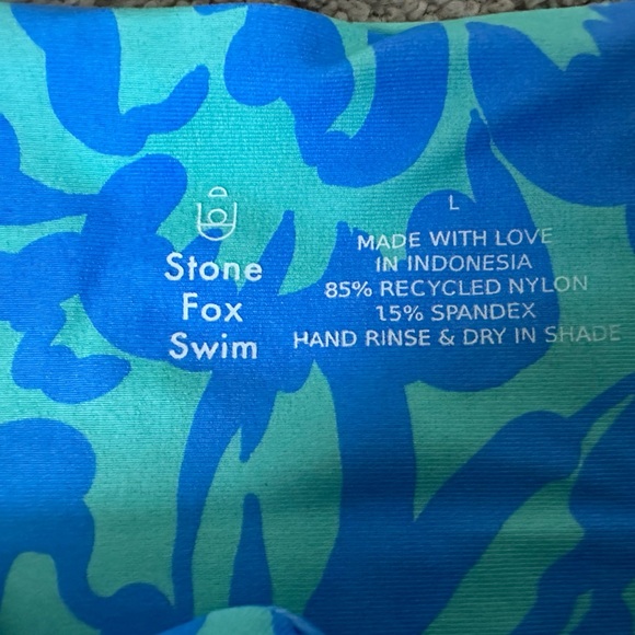 Stone Fox Swim The Lele Top in Ocean Bloom Blue Large Bandeau Bikini Front Knot - Picture 2 of 4